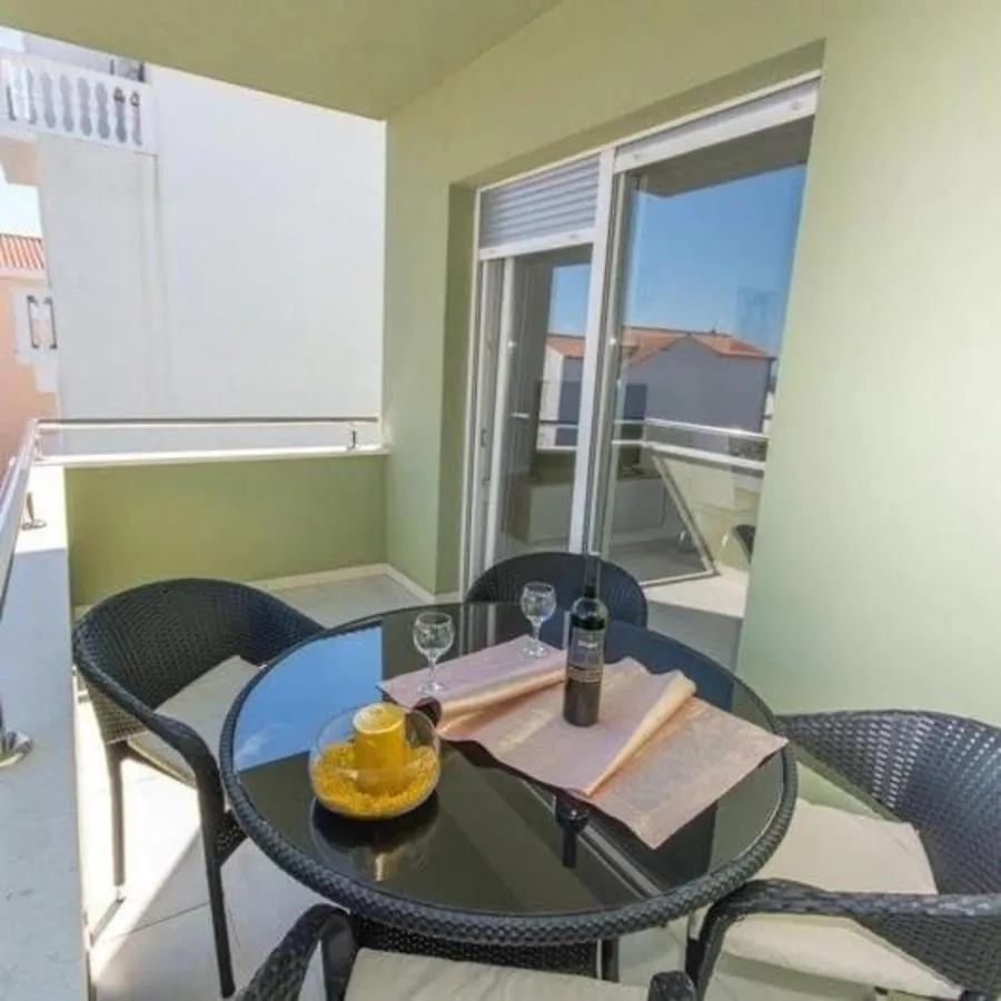 Apartment Mali San Trogir